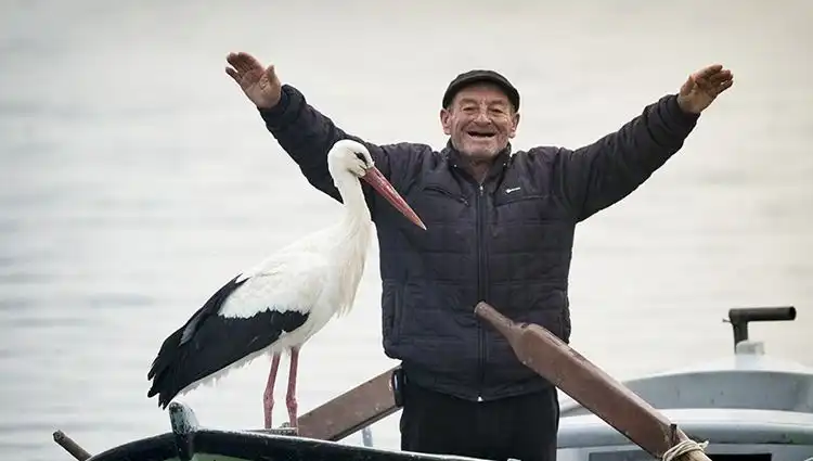 Yaren Leylek Geldi Mi? Alper Tüydeş'le Canlı Yayında İzleyin