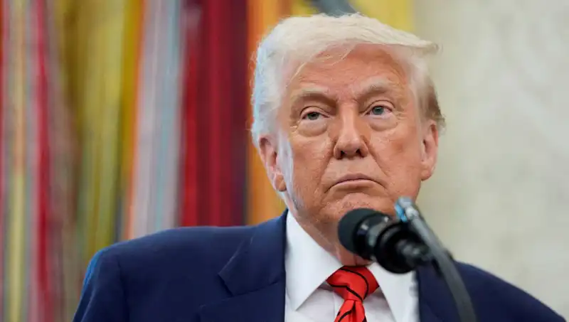 Trump’ın G7 Zirvesinden Erken Ayrılışı: Beyaz Saray’da Olağanüstü Toplantı