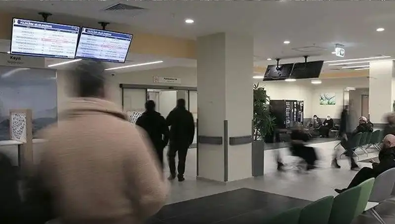 MHRS Randevu Süreleri Düşüyor: Yüzde 61'lik Azalma Hedefleniyor