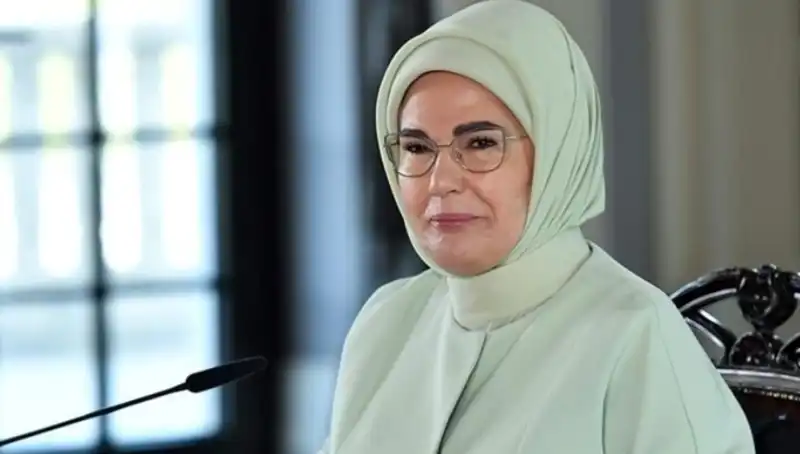 Emine Erdoğan, Uluslararası Aile Forumu'na Katıldı: Aile Değerlerinin Güçlendirilmesi İçin Çağrı