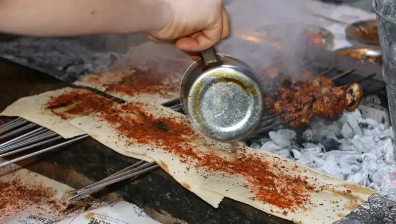 9 Günlük Bayram Tatilinde Tescilli Ciğer Kebabına Talep Patladı!