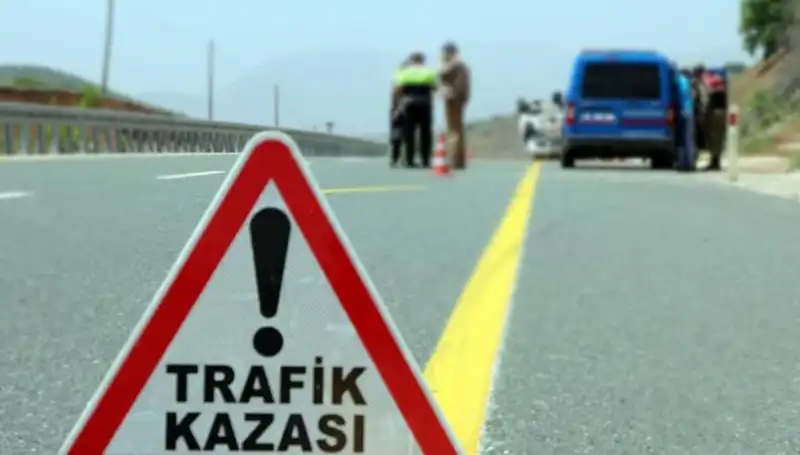 Bitlis’te İki Ayrı Trafik Kazası: 19 Yaralı, Şok Edici Detaylar!