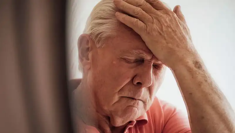 Yaşlılık Unutkanlığı ile Alzheimer Arasındaki Farklar Neler? Uzman Açıklıyor!