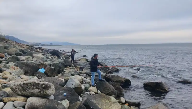 Kafesten Kaçan 2 Ton Levrek Sahil Yüzlerini Şaşkına Çevirdi