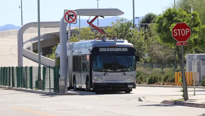 Avrupa’da Elektrikli Otobüs Kullanımı hızla Artıyor: Yeni Yasaların Etkileri