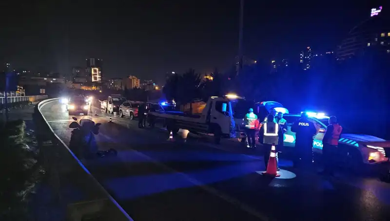 TEM Otoyolu'nda Şok Edici Kaza: Sürüklenen Kişinin Hayatı Tehlikeye Girdi