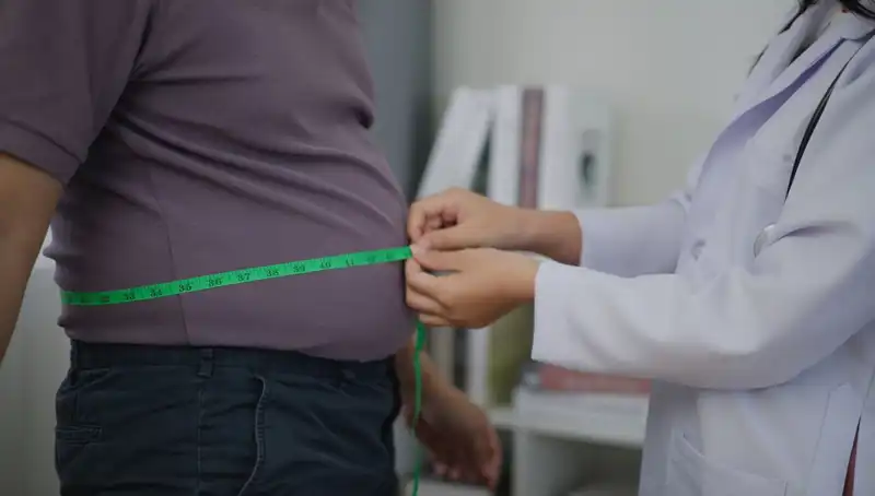 24 Yaşındaki Genç, Sadece İki Besini Bırakıp 47 Kilo Verdi