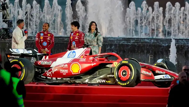 Formula 1 2024 Sezonu: Hamilton ve Leclerc'in Takım Değişiklikleri Dikkat Çekiyor