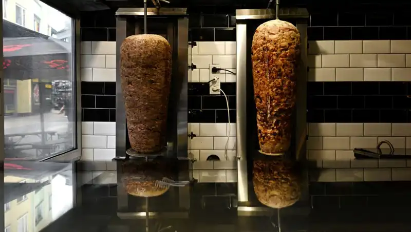 Türkiye'yi Saracak Döner Krizi: Nedenleri ve Çözüm Önerileri