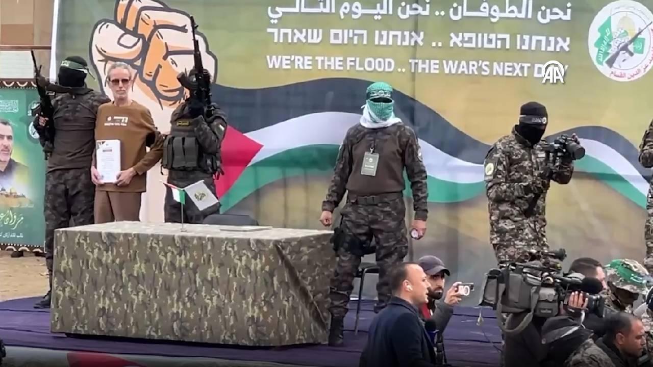 Hamas, İsrail'den Esir Takasında Üç İsrailli Erkeği Kızılhaç'a Teslim Etti